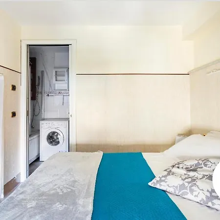 Apartment 3a Domus Saint Peter